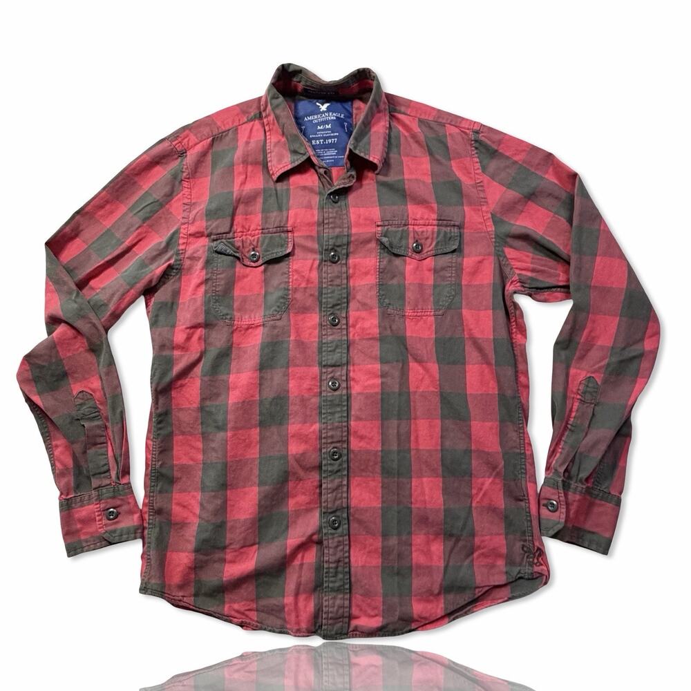 American Eagle Outfitters Vintage Fit Buffalo Plaid Button Up Shirt Men’s Medium
